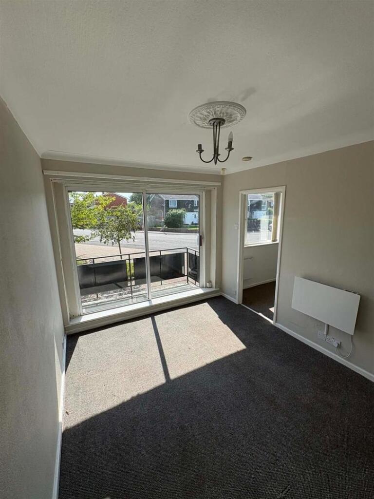 Apartment in Durham - View 3
