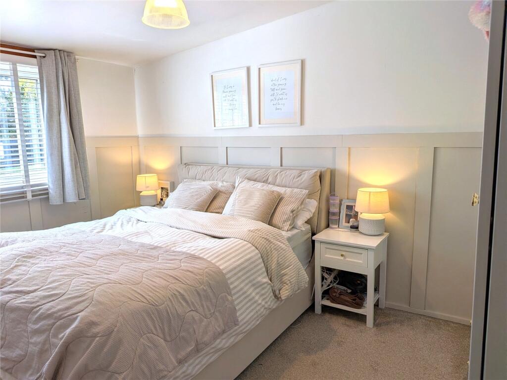House in Sevenoaks, Edenbridge - View 4