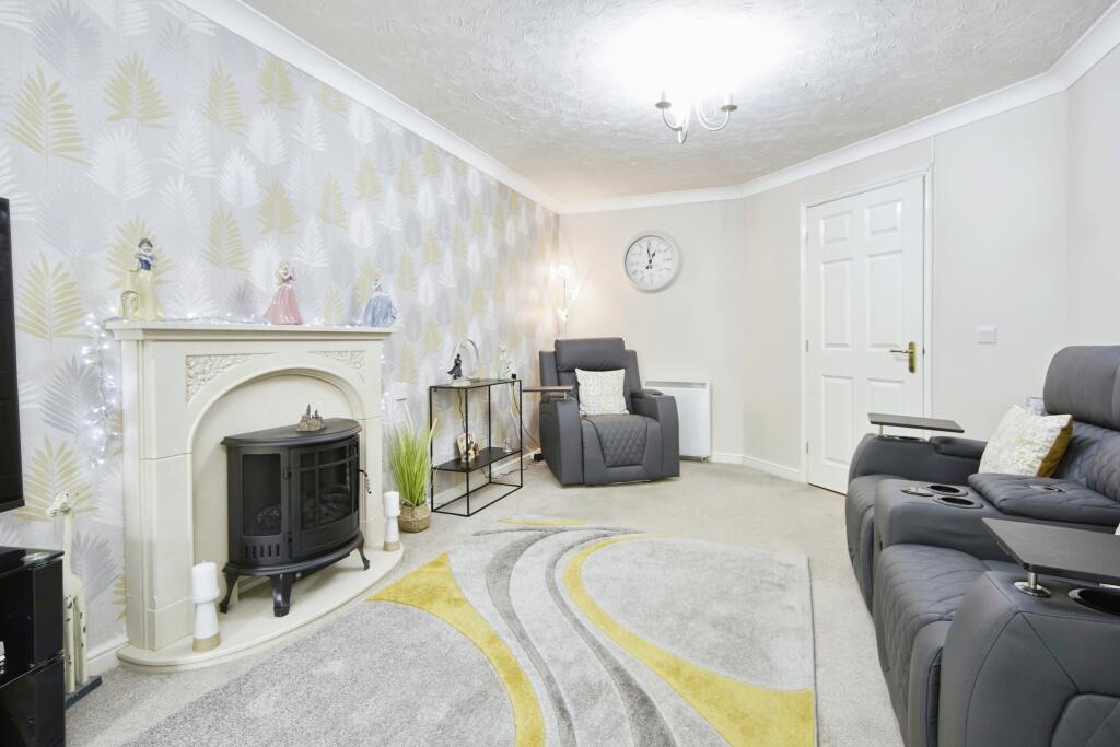 Apartment in Bradford - More