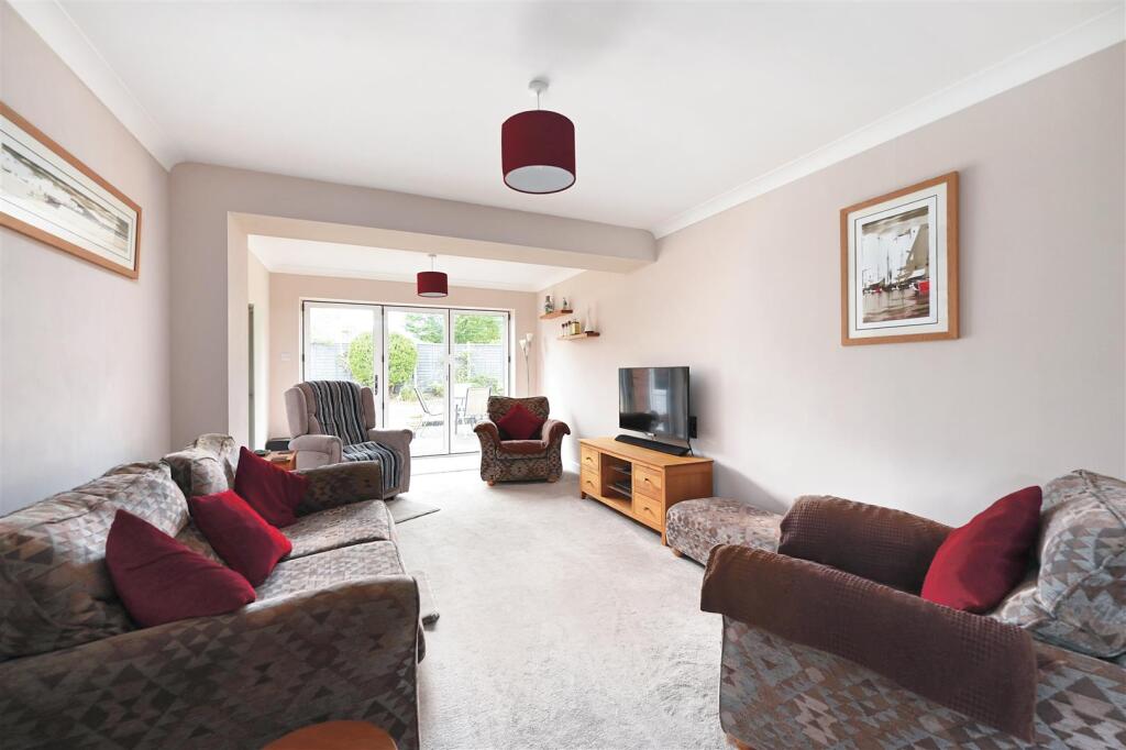House in Reading - View 3