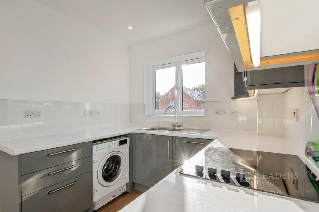 Apartment in Worcester - View 4