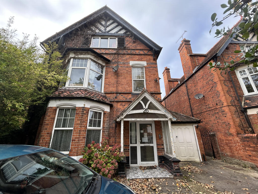 Main image of property: Flats 1-5, 26 Western Elms Avenue, Reading, Berkshire, RG30