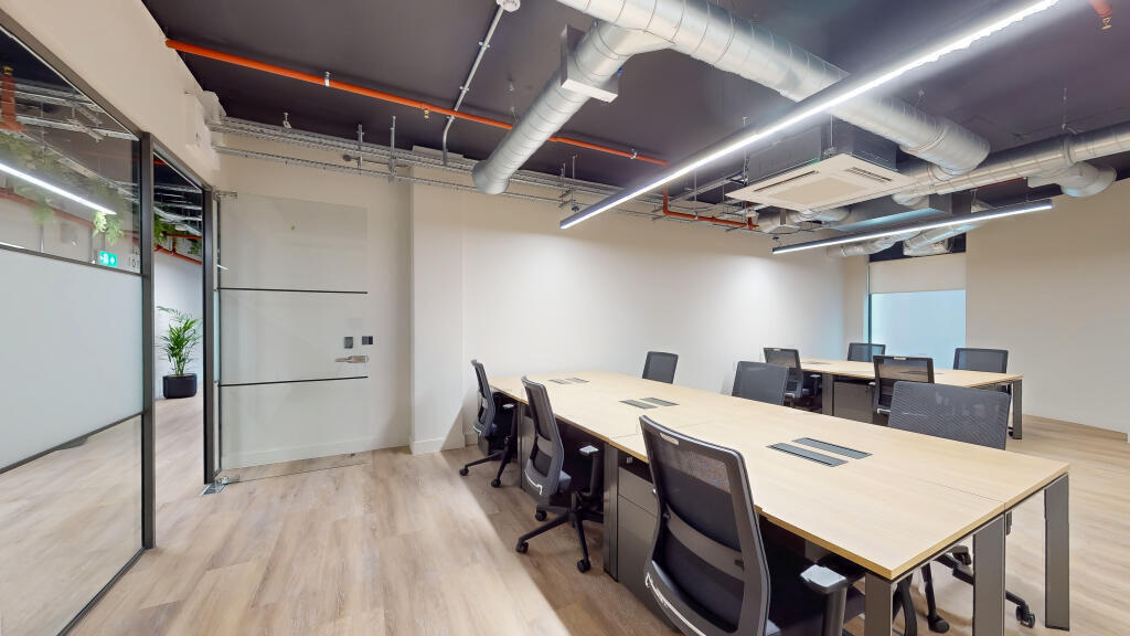10 Person Office C
