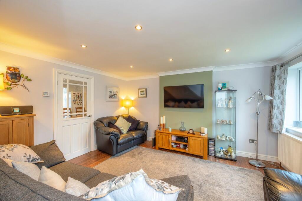 Rockwood Close, Darton, Barnsley, S75 photo 4