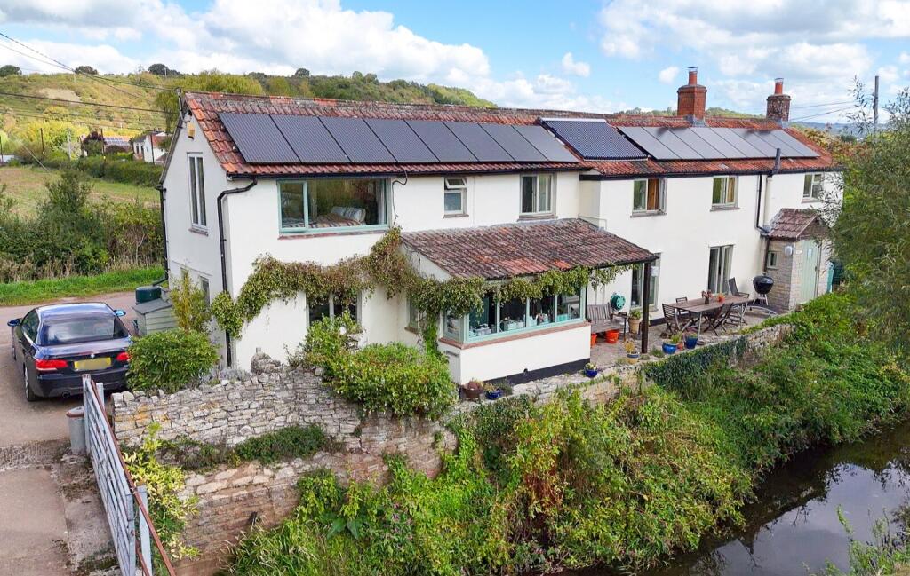 Main image of property: Ashmoor Drove, Bleadney, Somerset, BA5 1NS