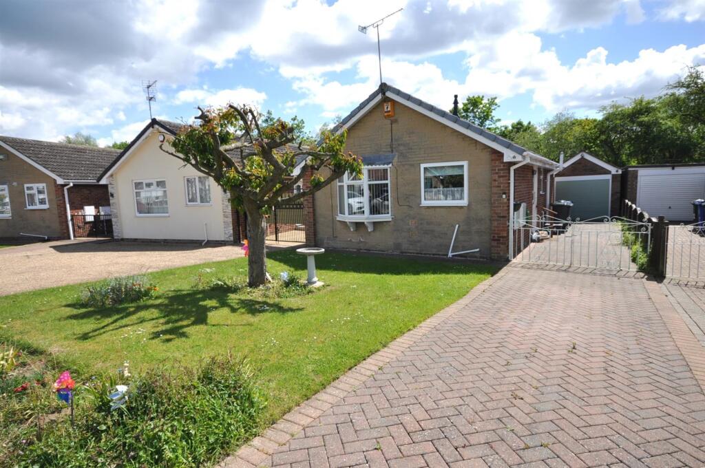 Main image of property: Grampian Way, Thorne, Doncaster, DN8