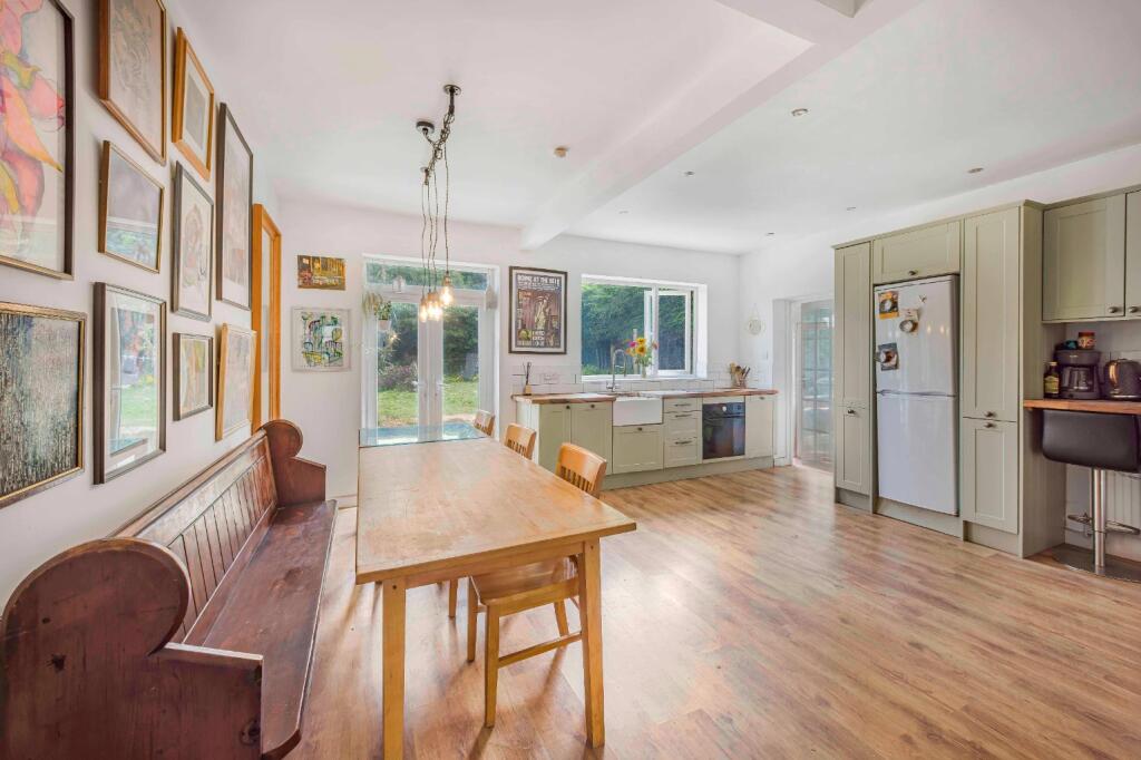 High Elm Road, Hale Barns, Altrincham, Cheshire, WA15 photo 3