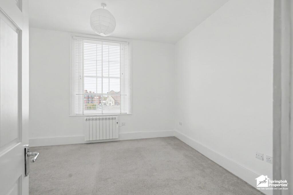 Apartment in Gloucester - More