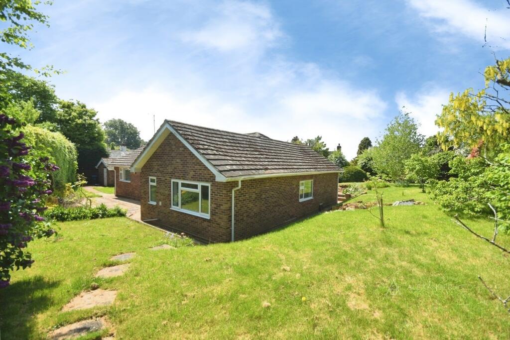 House in Burcott, Wing - View 4