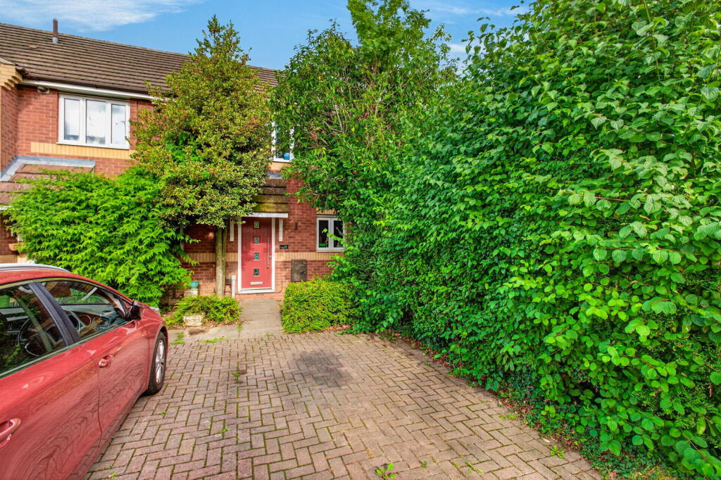 Main image of property: Cromer Road, Finedon, North Northamptonshire, NN9 5LP