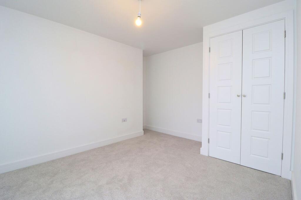 Apartment in Gloucester - More