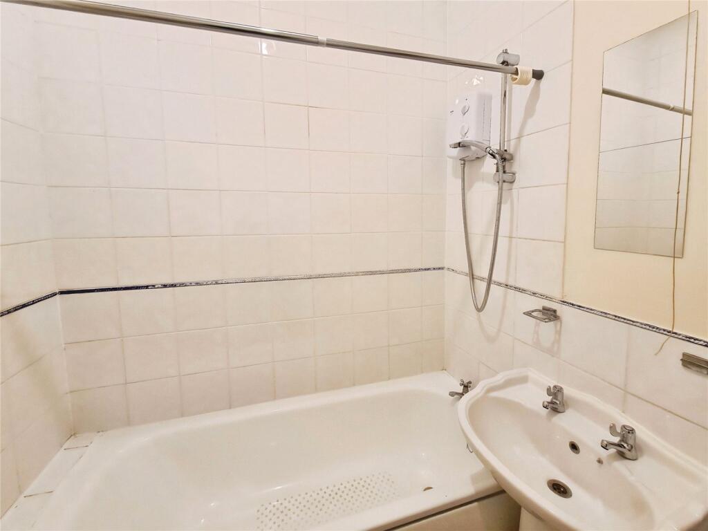 Apartment in Southampton, Ocean Village, St Mary's - More