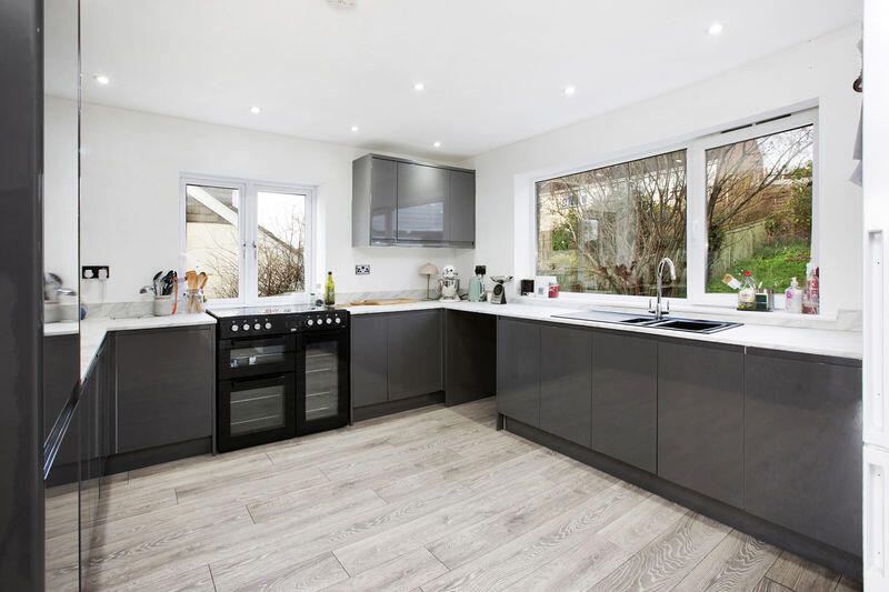 28 Twickenham Road photo 3
