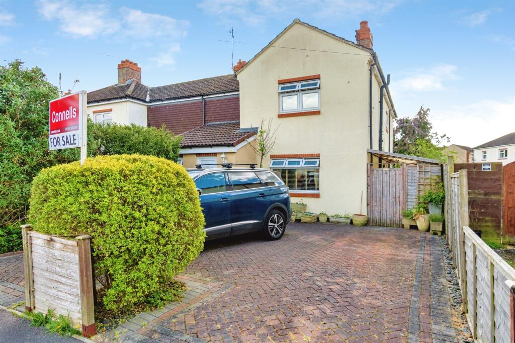 Main image of property: The Quadrangle, Eastleigh