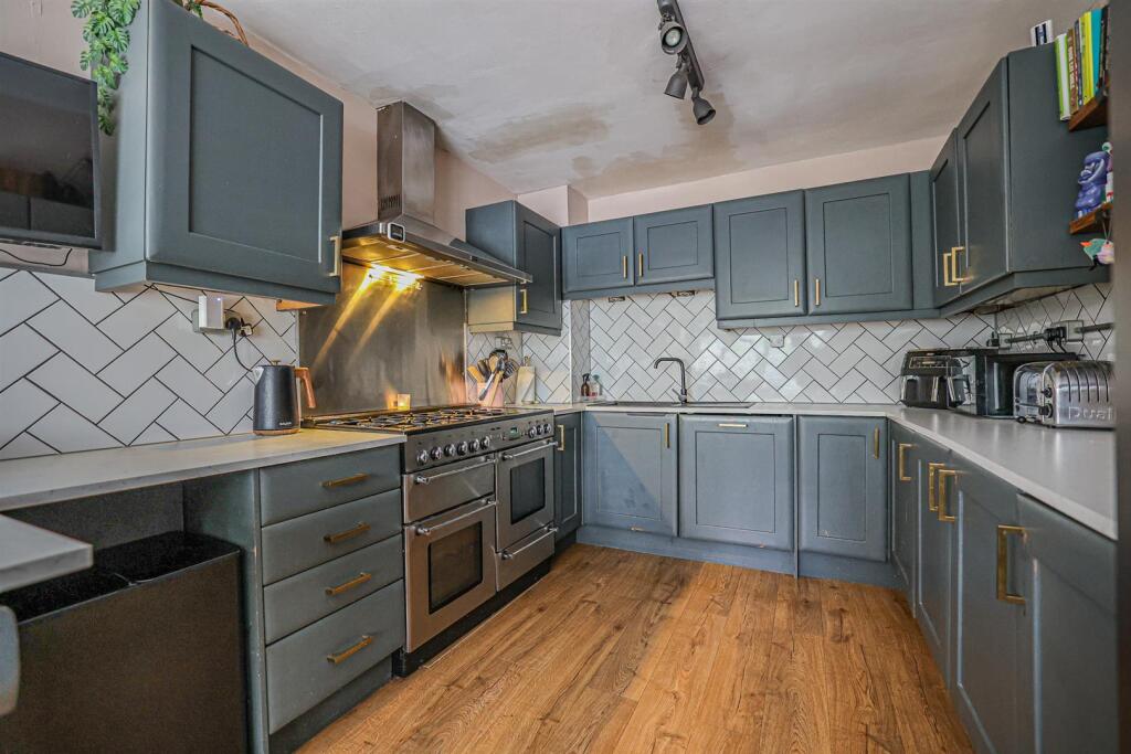 House in Watford - View 4