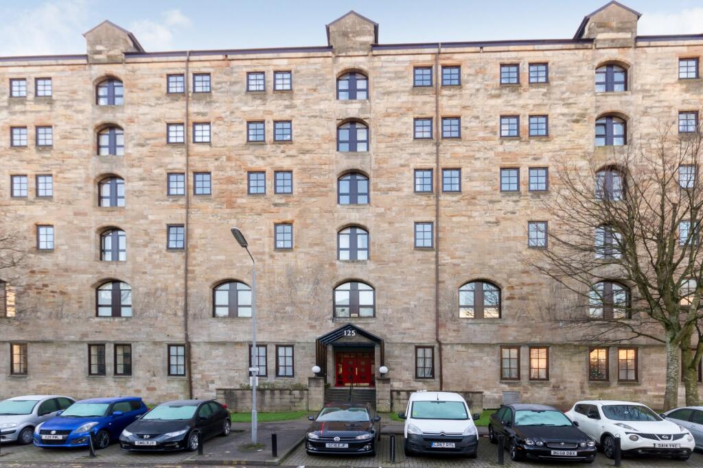 Main image of property: 125 Bell Street, Merchant City, G4 0TE