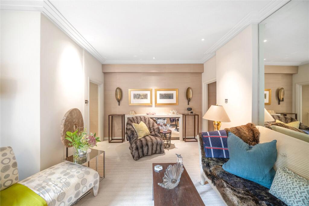 Apartment in London - View 3