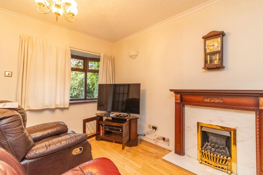 Hazel Drive, Leicester, LE3 photo 4