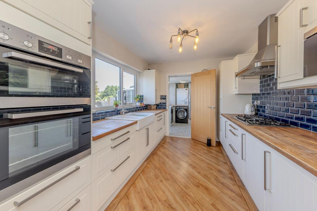 House in Stoke-on-Trent - View 4