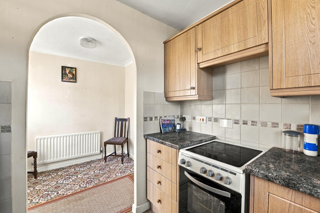 9 Snetterton Close, Lincoln, Lincolnshire, LN6 photo 5