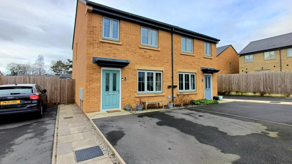 Main image of property: Scarloom Road, Clitheroe, BB7 2SL