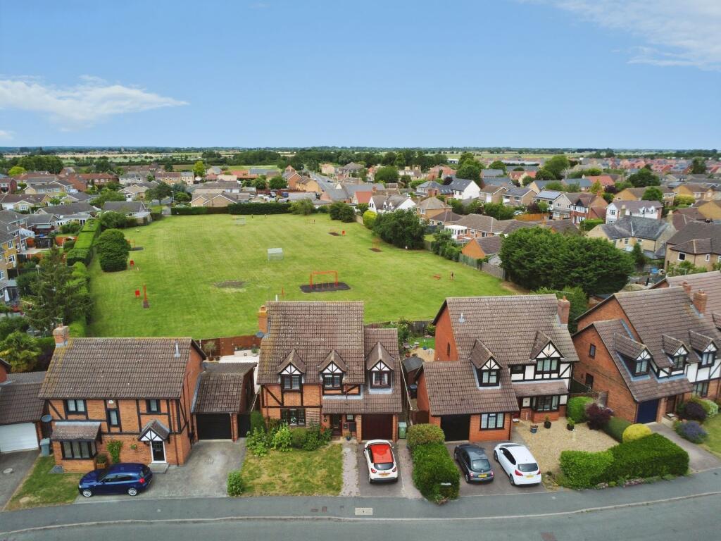 Main image of property: Meadway, Market Deeping, PE6