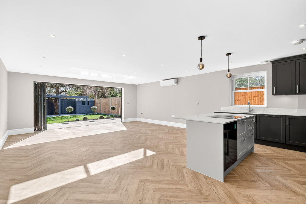 House in Elmbridge, Surrey - View 2