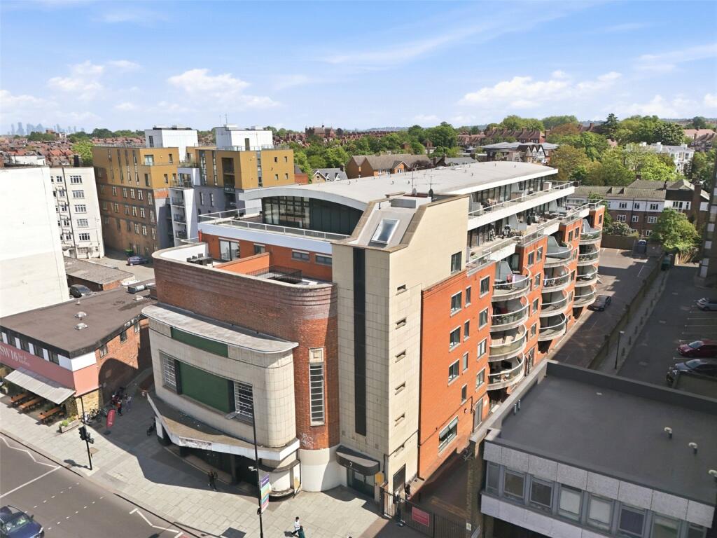 Main image of property: Streatham High Road, London, SW16