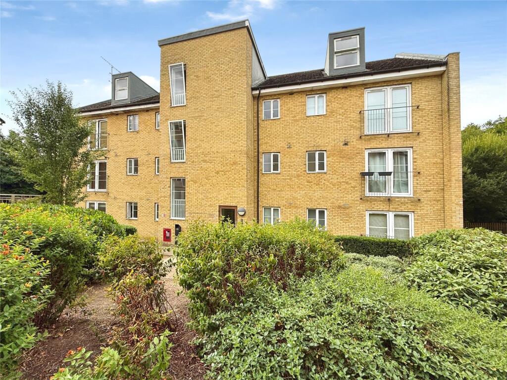 Main image of property: Watersmeet, Grove Road, Hitchin, Hertfordshire, SG4