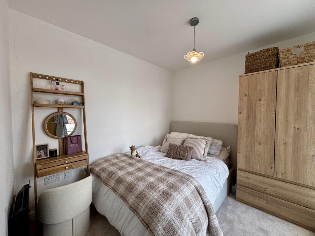 Apartment in Manchester, City Centre - View 4