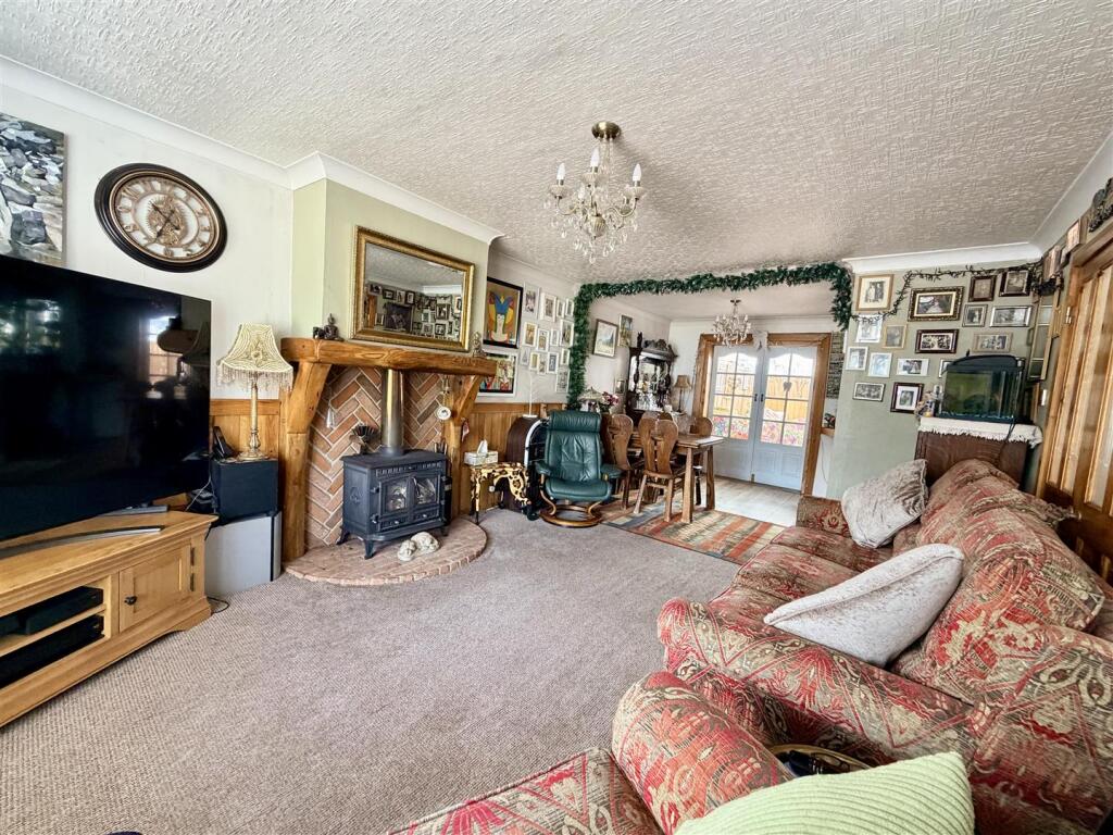 House in Birmingham, West Midlands - View 3