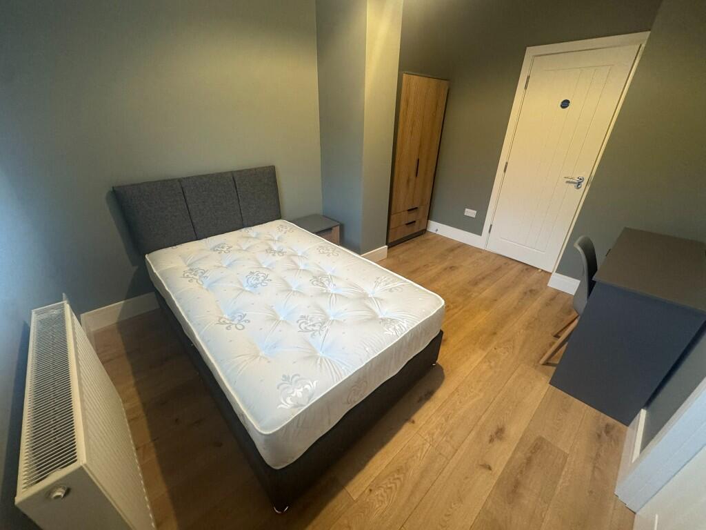 1 bedroom house share for rent