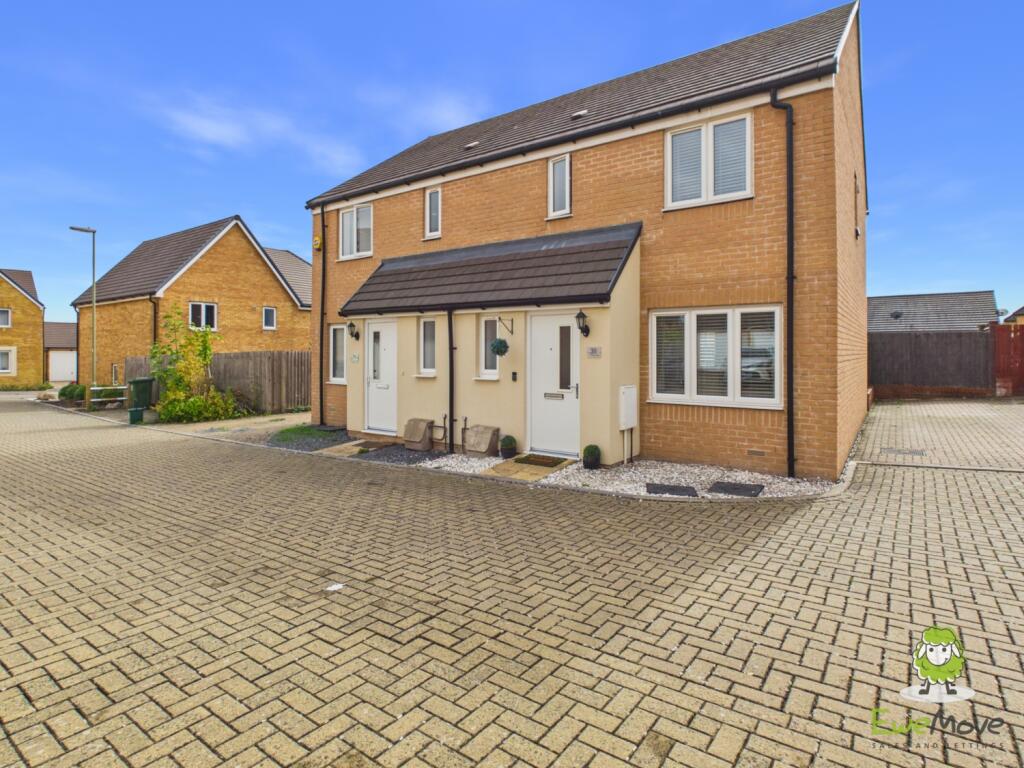 Main image of property: ST. CROSS ROAD, BASINGSTOKE, RG24