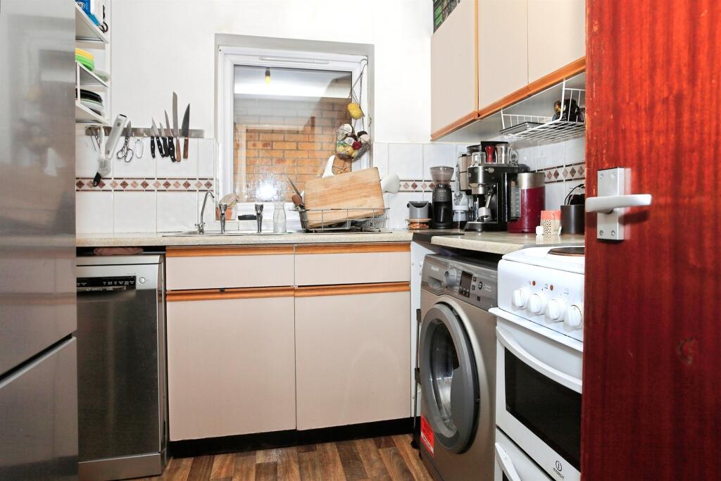 Apartment in Peterborough, City of Peterborough - More