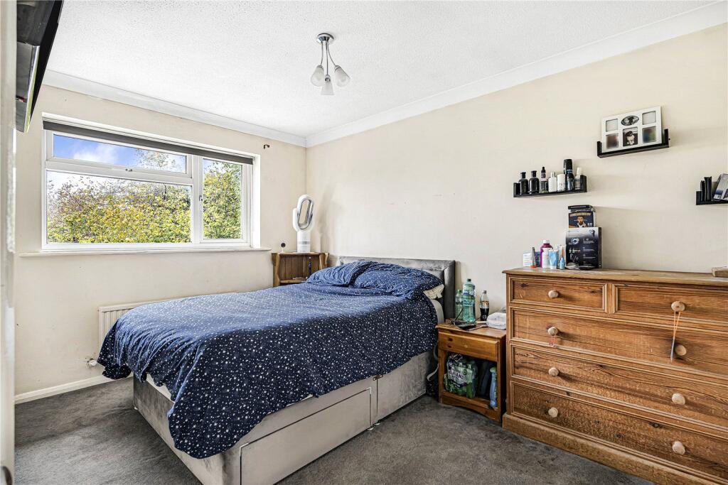 House in Guildford - More