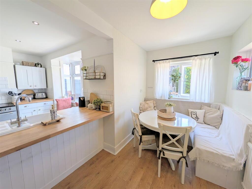 House in Hereford, Herefordshire - View 5