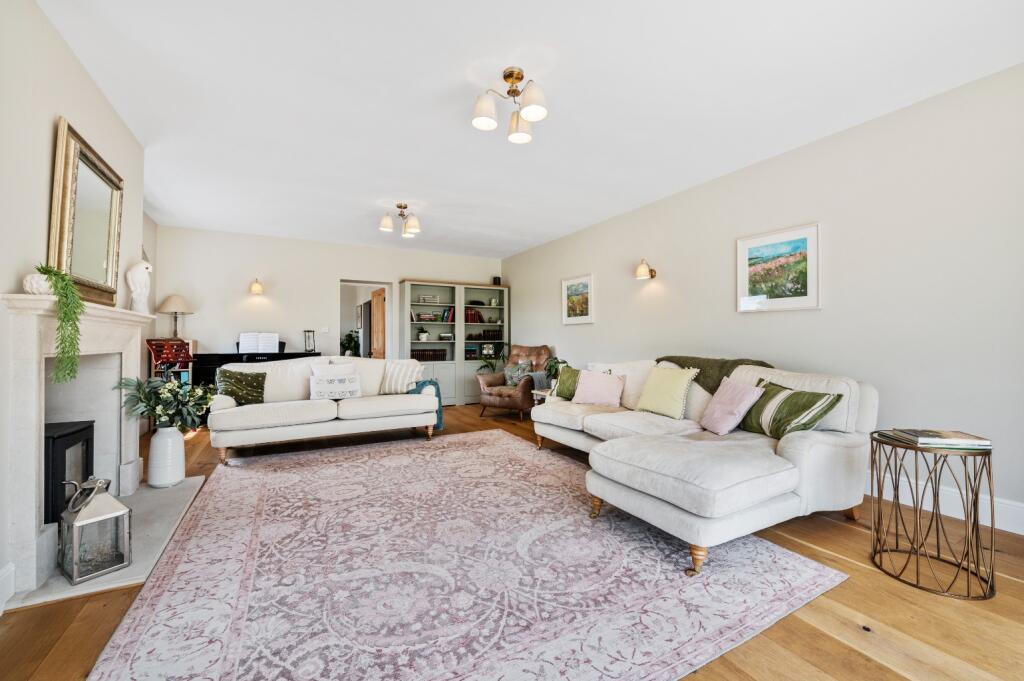 House in Westhay, Meare - More