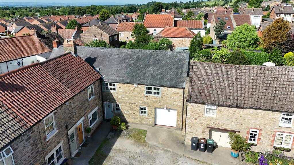 West Green, Heighington Village, Newton Aycliffe photo 2