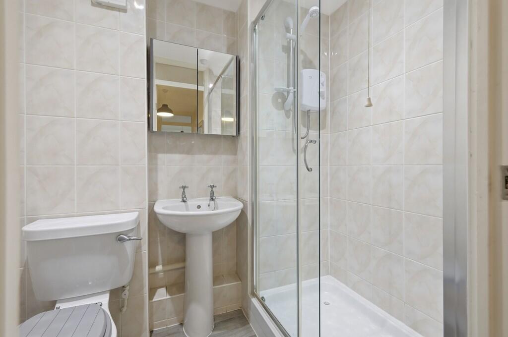 Apartment in Epping Forest, Waltham Abbey - More