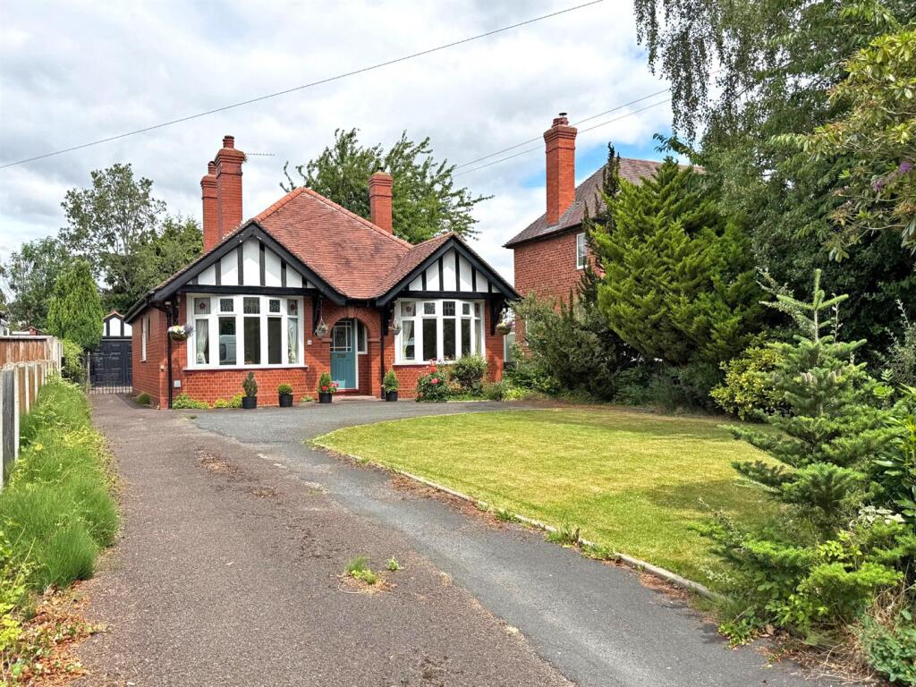 Main image of property: Mytton Oak Road, Copthorne, Shrewsbury