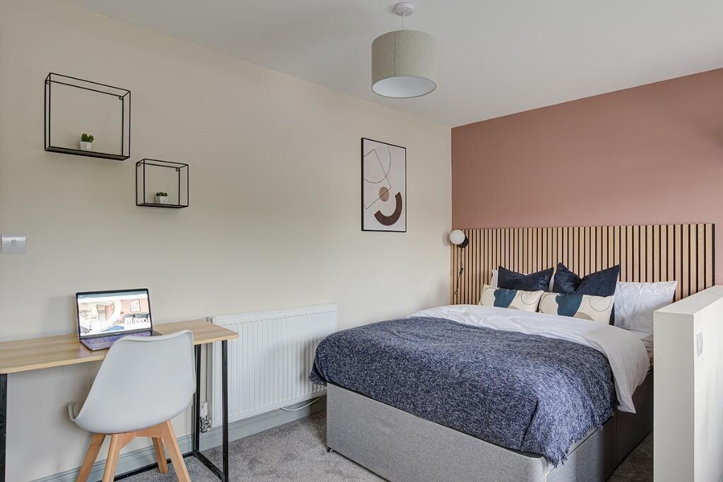 Main image of property: Studio 4, 967-969 London Road, Derby, Derbyshire, DE24