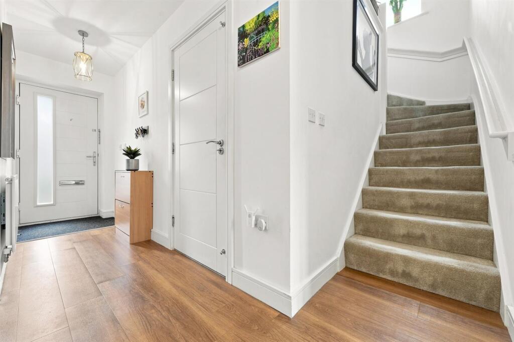 House in Langley, Lavender Fields, Sutton - More