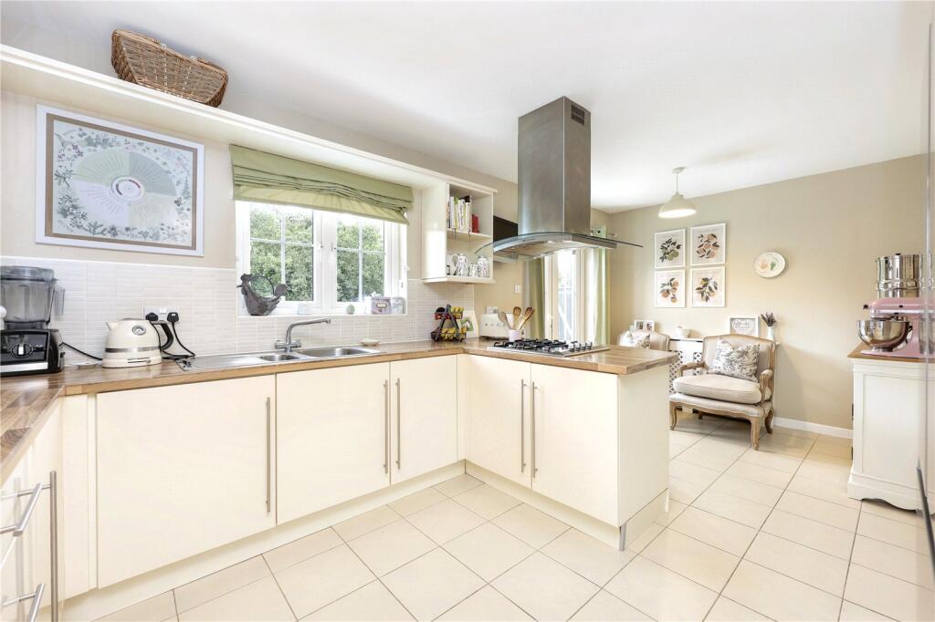 House in Kirkcaldy - View 3
