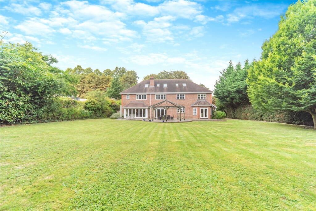 Main image of property: Flowers Hill, Pangbourne, Reading, RG8