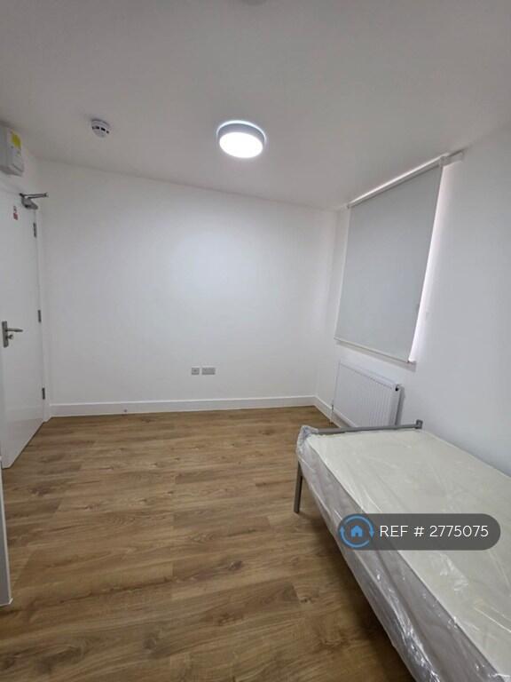 1 bedroom flat share for rent