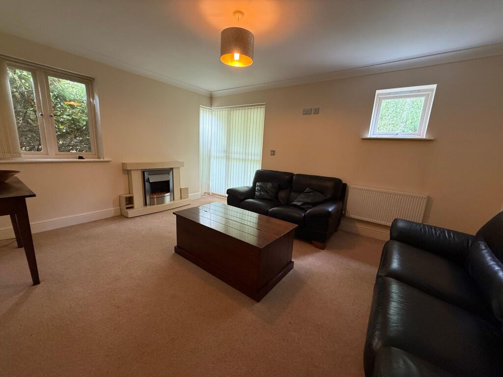 House in Solihull, Kineton Green - View 3