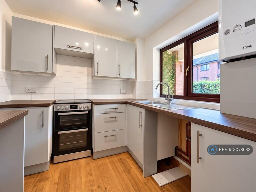 Apartment in Norwich - View 2