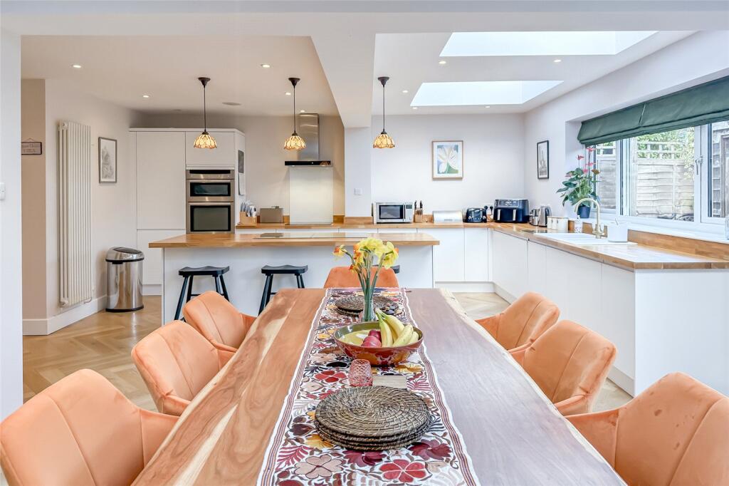 Additional image 5 of Laburnum Grove, St. Albans, Hertfordshire, AL2
