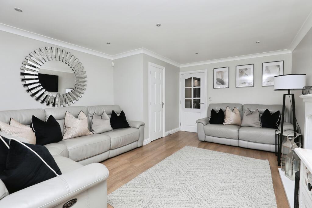 Redoaks Way, Liverpool, L26 - More
