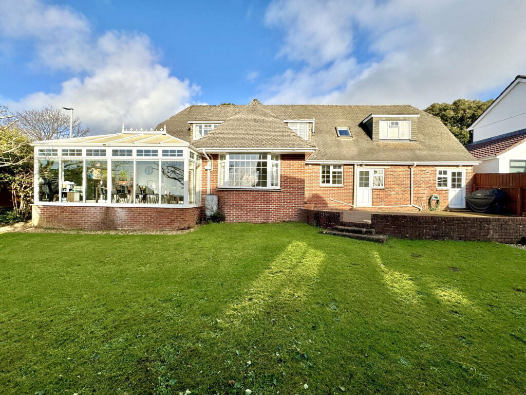 Main image of property: Looseleigh Lane, Derriford, Plymouth, PL6 5JD